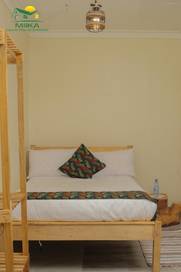 Miika Guest House Entebbe Eksteriør billede